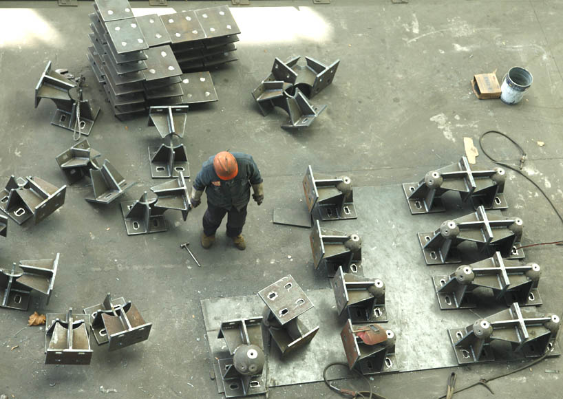 那曲煤棚网架双向支座